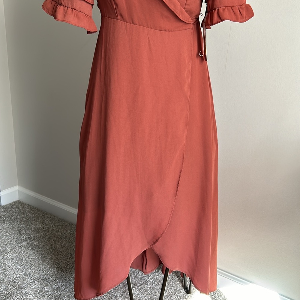 Rust Ruffle Wrap Midi Dress - Women - Picture 4 of 8